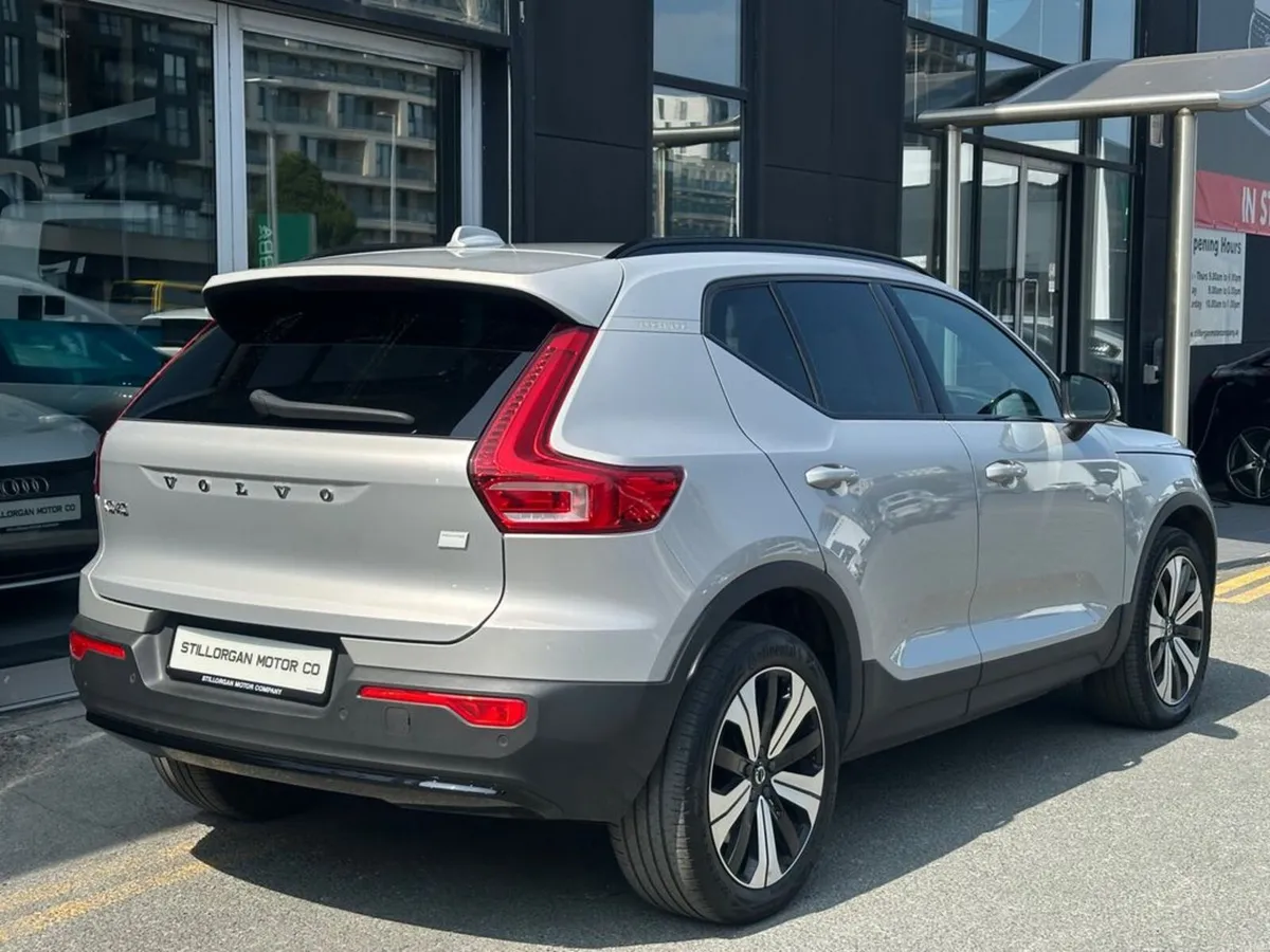 Volvo XC40 EV Core Recharge Auto (EV) - Image 6