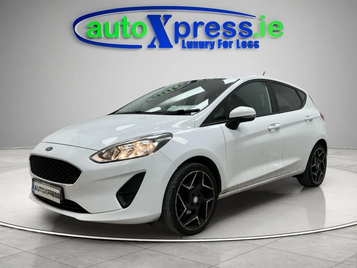 Ford Fiesta 1.1 Petrol, Manual - Image 5