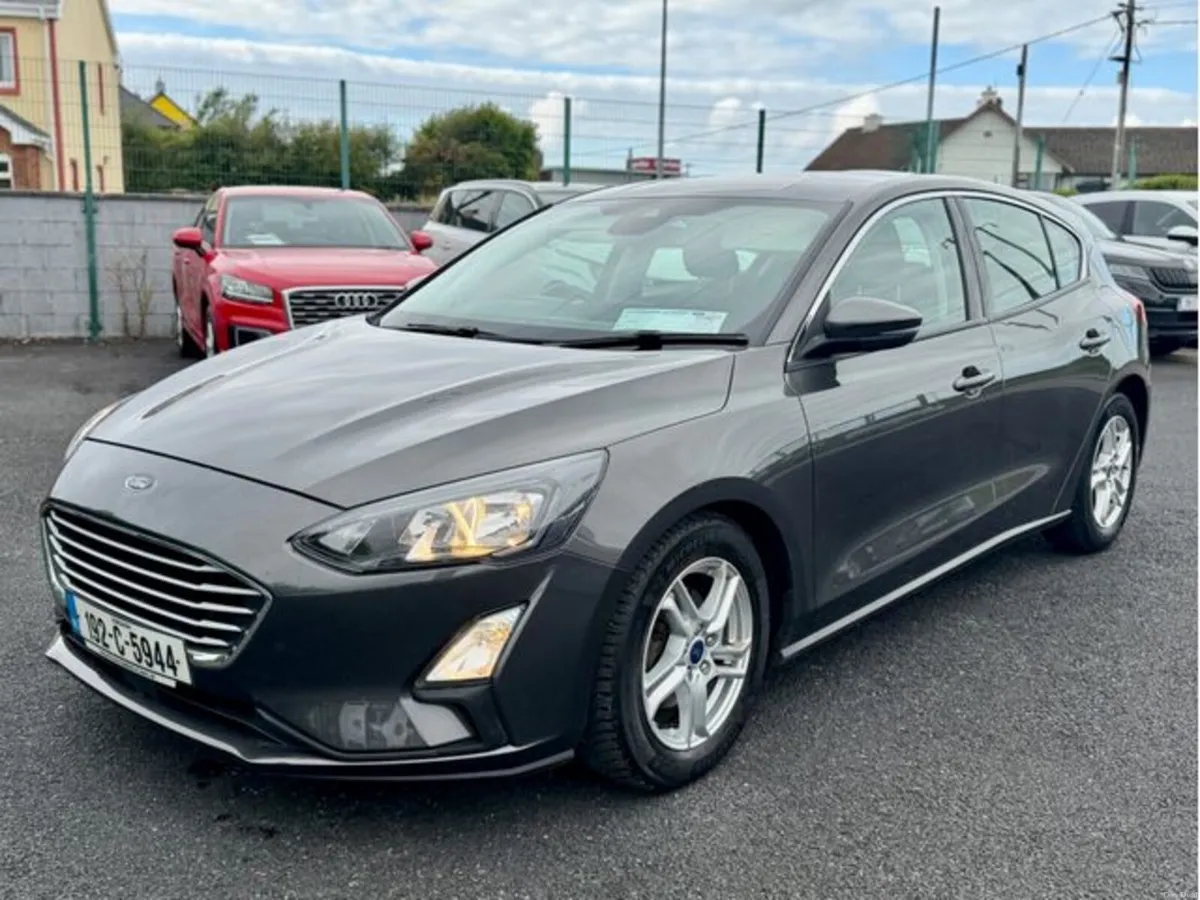 Ford Focus Zetec 120PS 5DR Auto - Image 3