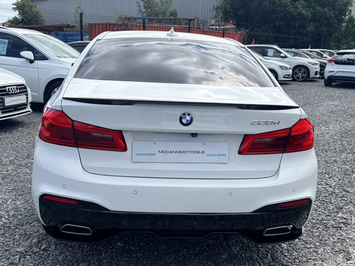 2019 BMW 523D M-SPORT AUTO FULLY LOADED WITH EXTRA - Image 4