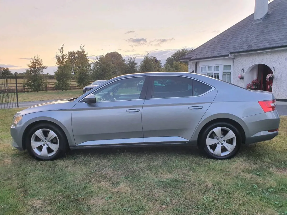 SKODA SUPERB SE BUSINESS 2.0 LTR 150 BHP 2016 - Image 5