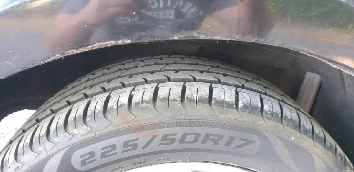 Car - Image 5