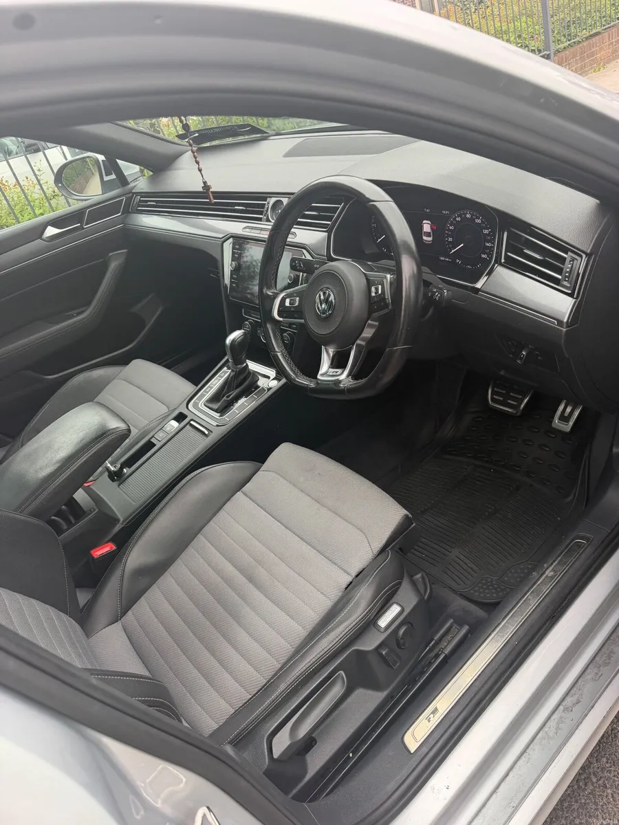 Volkswagen Passat 2017 - Image 6