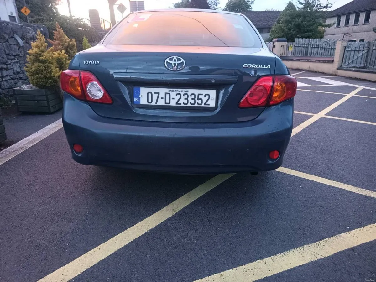 Toyota corolla - Image 1