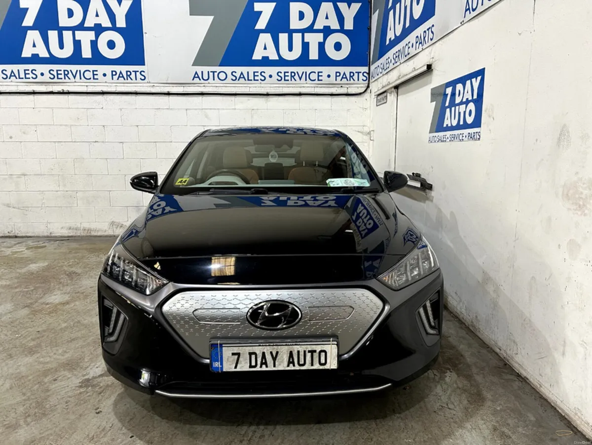 Hyundai IONIQ EV PREMIUM 5DR AUTO - Image 2
