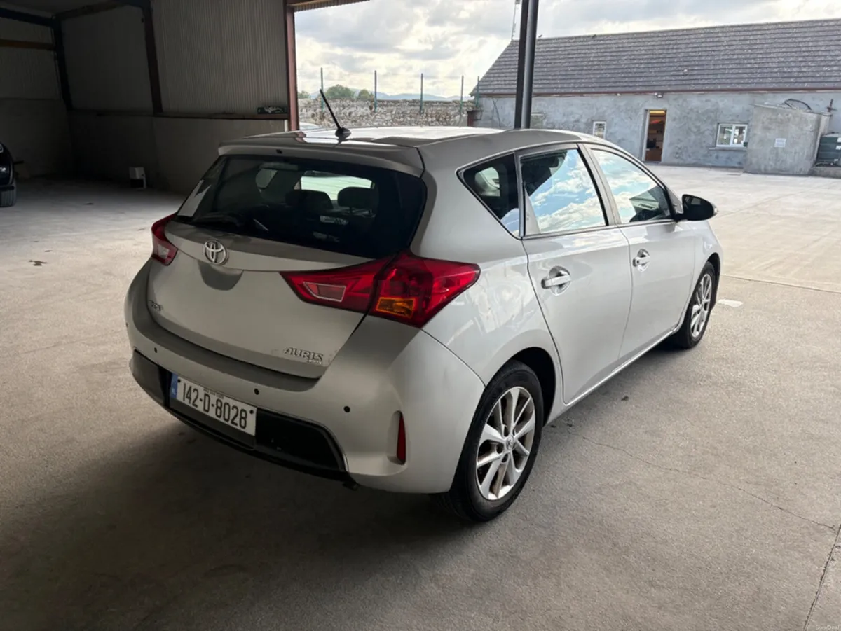 Toyota Auris TOYOTA AURIS 1.4 D-4D AURA 4DR - Image 6