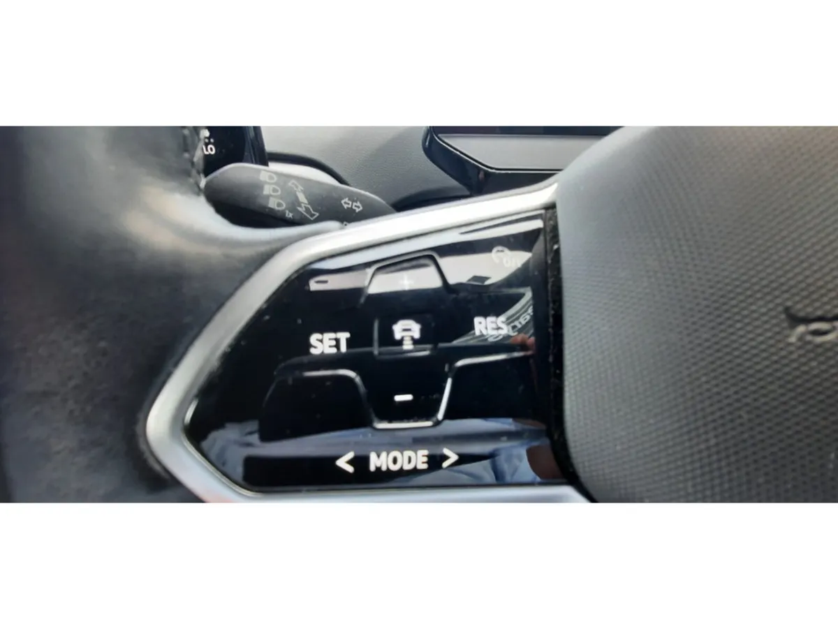 Volkswagen ID.4 PRO 150 KW 1ST 5DR AUTO - Image 5