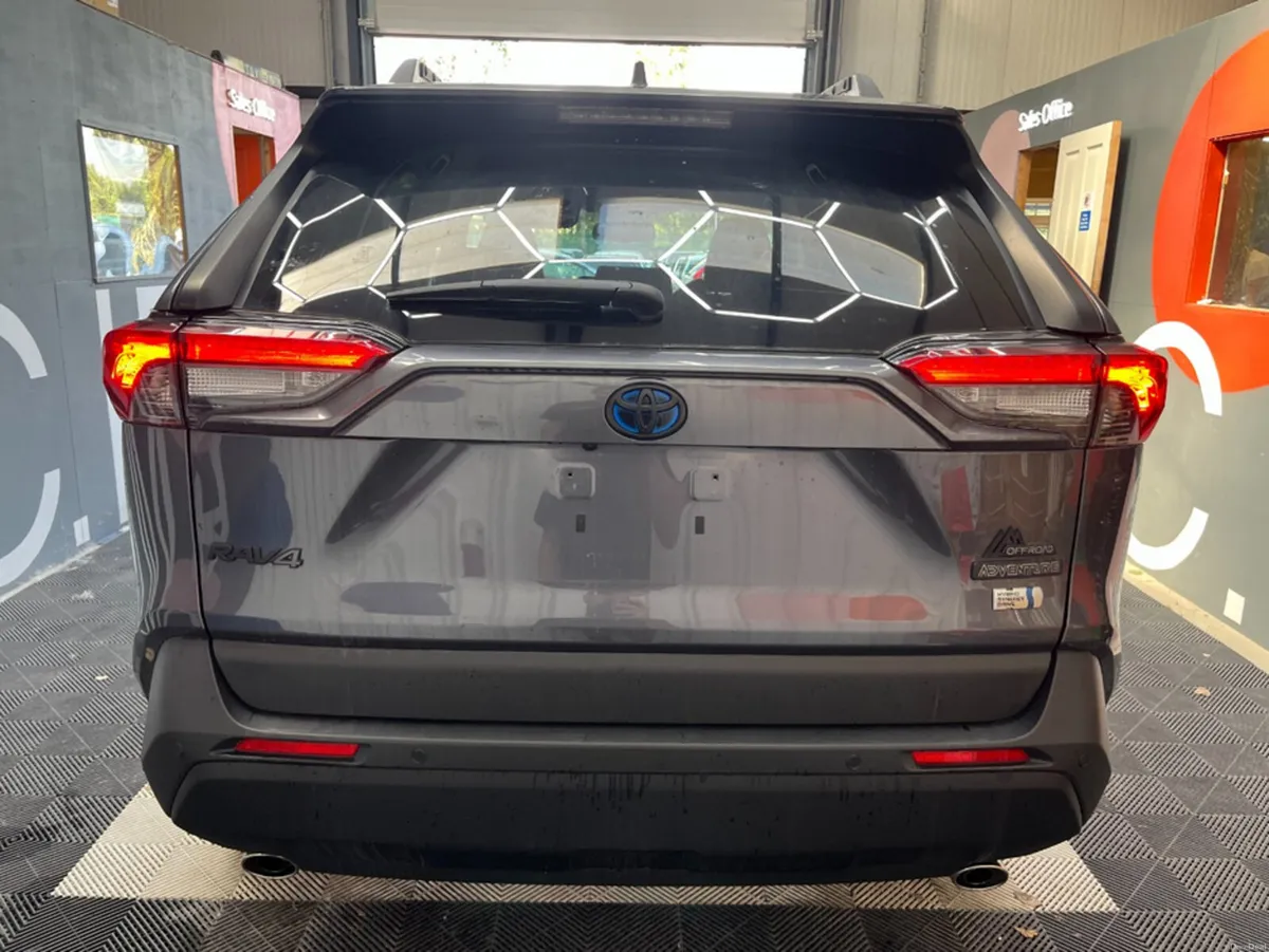 Toyota RAV4 2024 TOYOTA RAV4 HYBRID G 2.5 AUTOMATI - Image 3