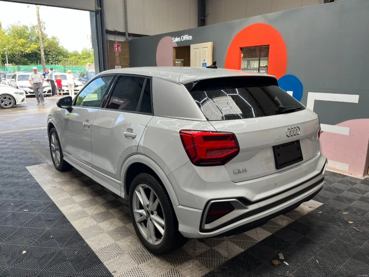 Audi Q2 2023 AUDI Q2 35TFSI S LINE 1.5 AUTOMATIC / - Image 4