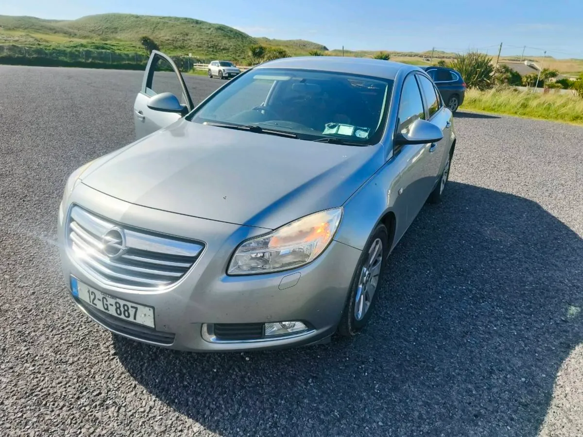 Opel Insignia 2012 - Image 1