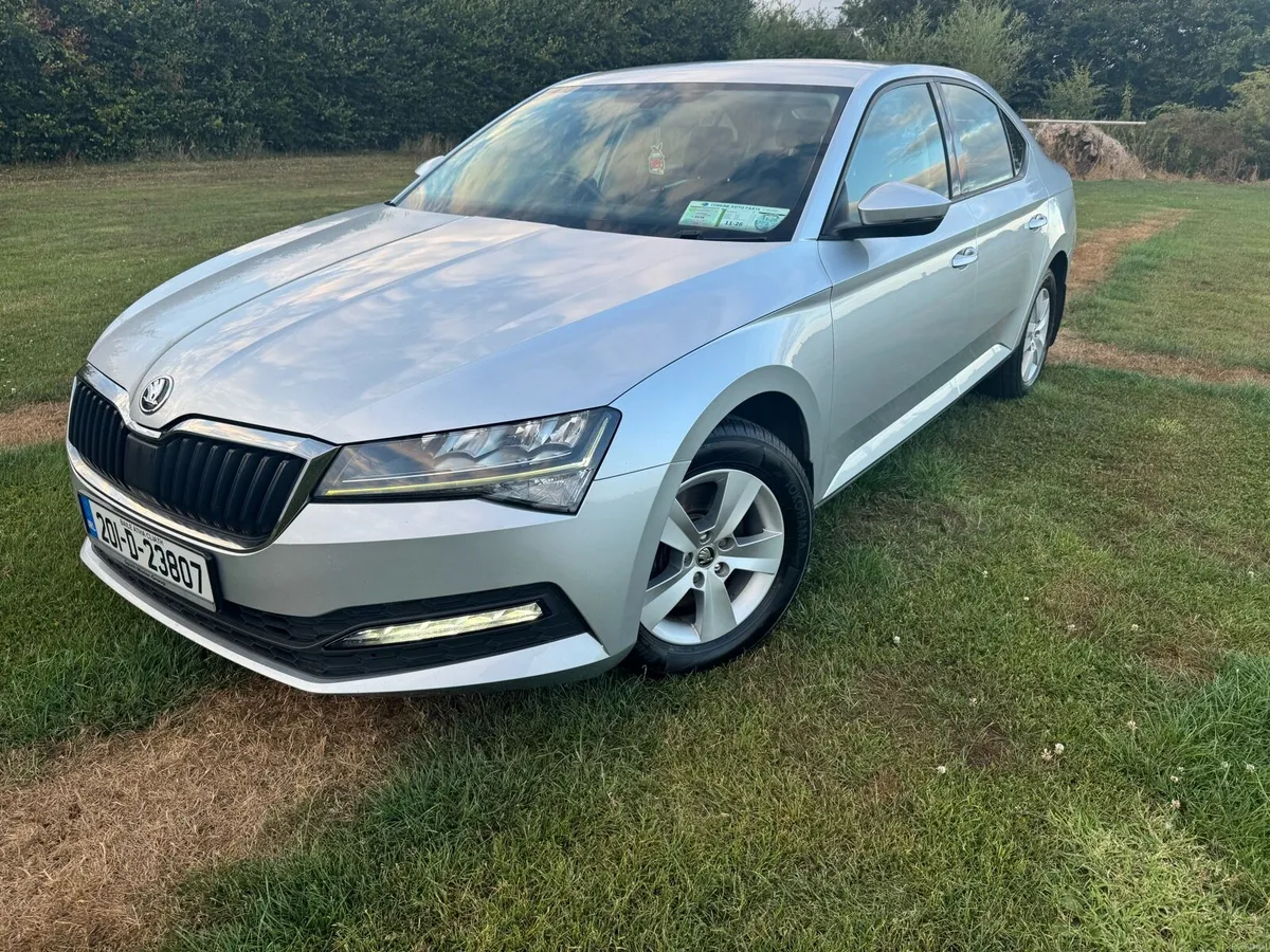 Skoda superb 2.0  tdi  Manual - Image 1