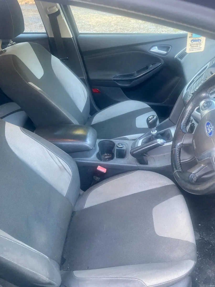 Ford Focus 2013 - Image 6