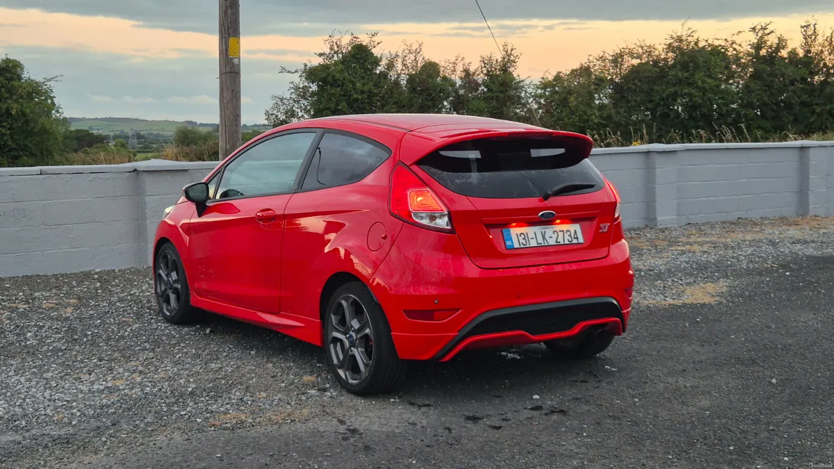Ford Fiesta ST-2 182PS 3Dr Hatchback - Image 5