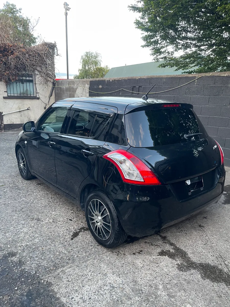 2013 Suzuki Swift automatic - Image 6