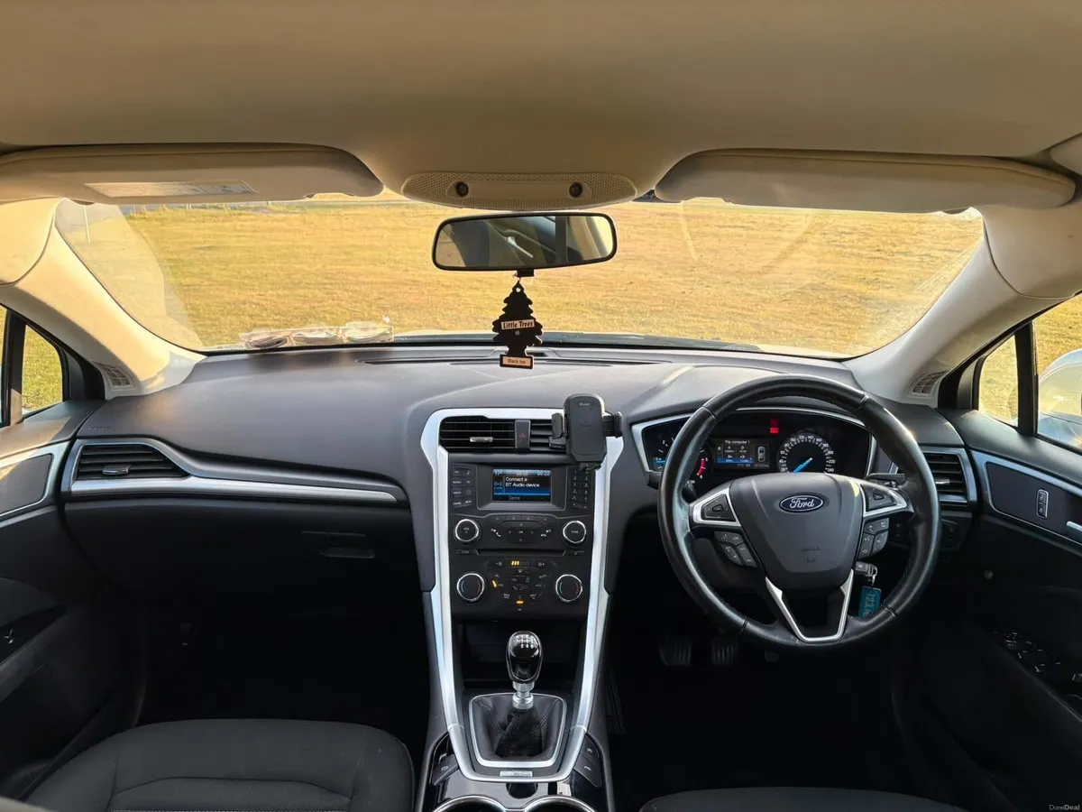 Ford Mondeo ZETEC 1.6 diesel TCDI - Image 4