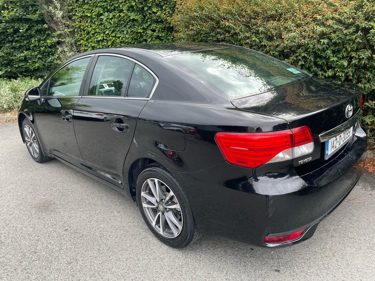 Toyota Avensis - Image 2