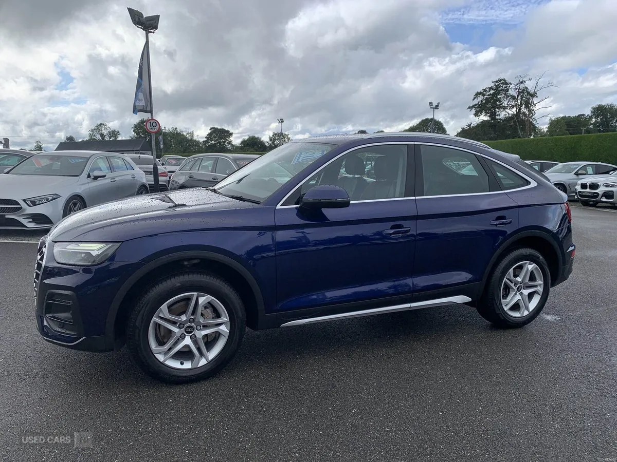 Audi Q5 Sportback Sport - Image 2