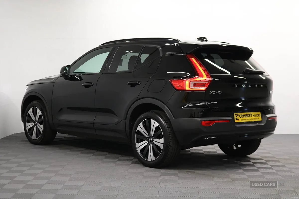 Volvo XC40 Core - Image 4