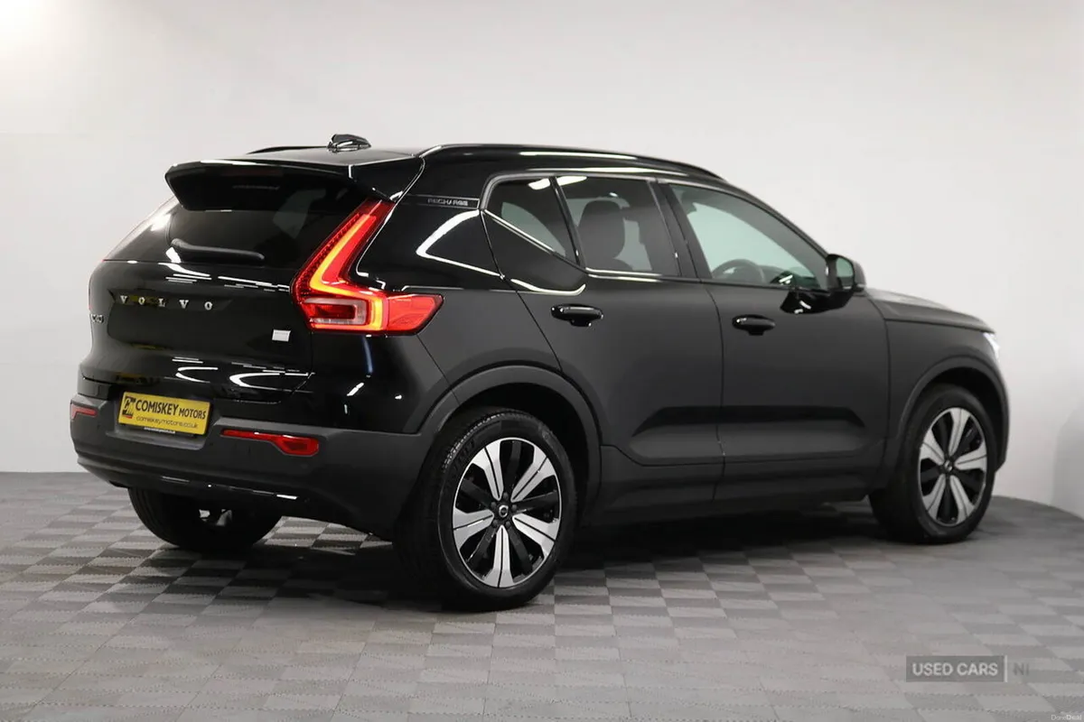 Volvo XC40 Core - Image 6