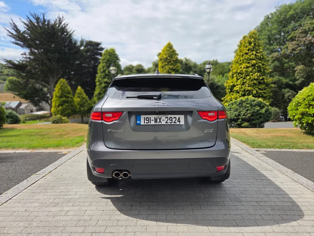 2019 JAGUAR  F-PACE 2.0 R-SPORT - Image 6