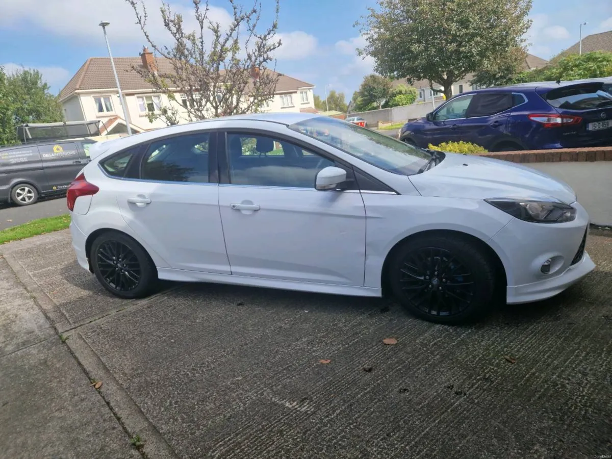Ford Focus 1.0L - Image 1