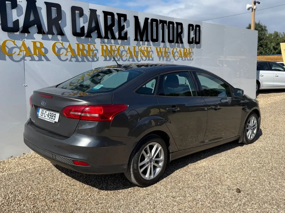 Ford Focus Style 1.6tdci 95PS 4DR - Image 3