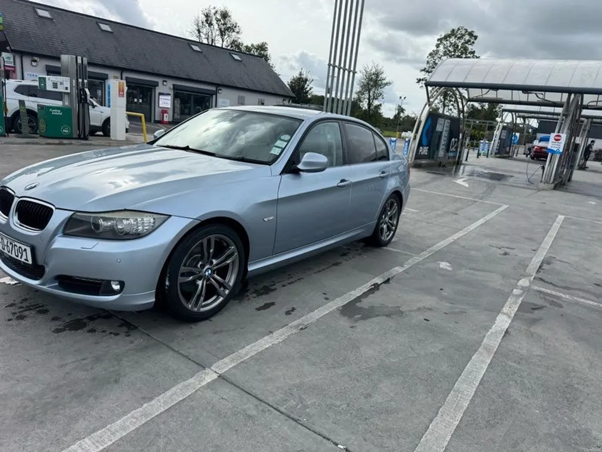 2008 Bmw 320 - Image 3