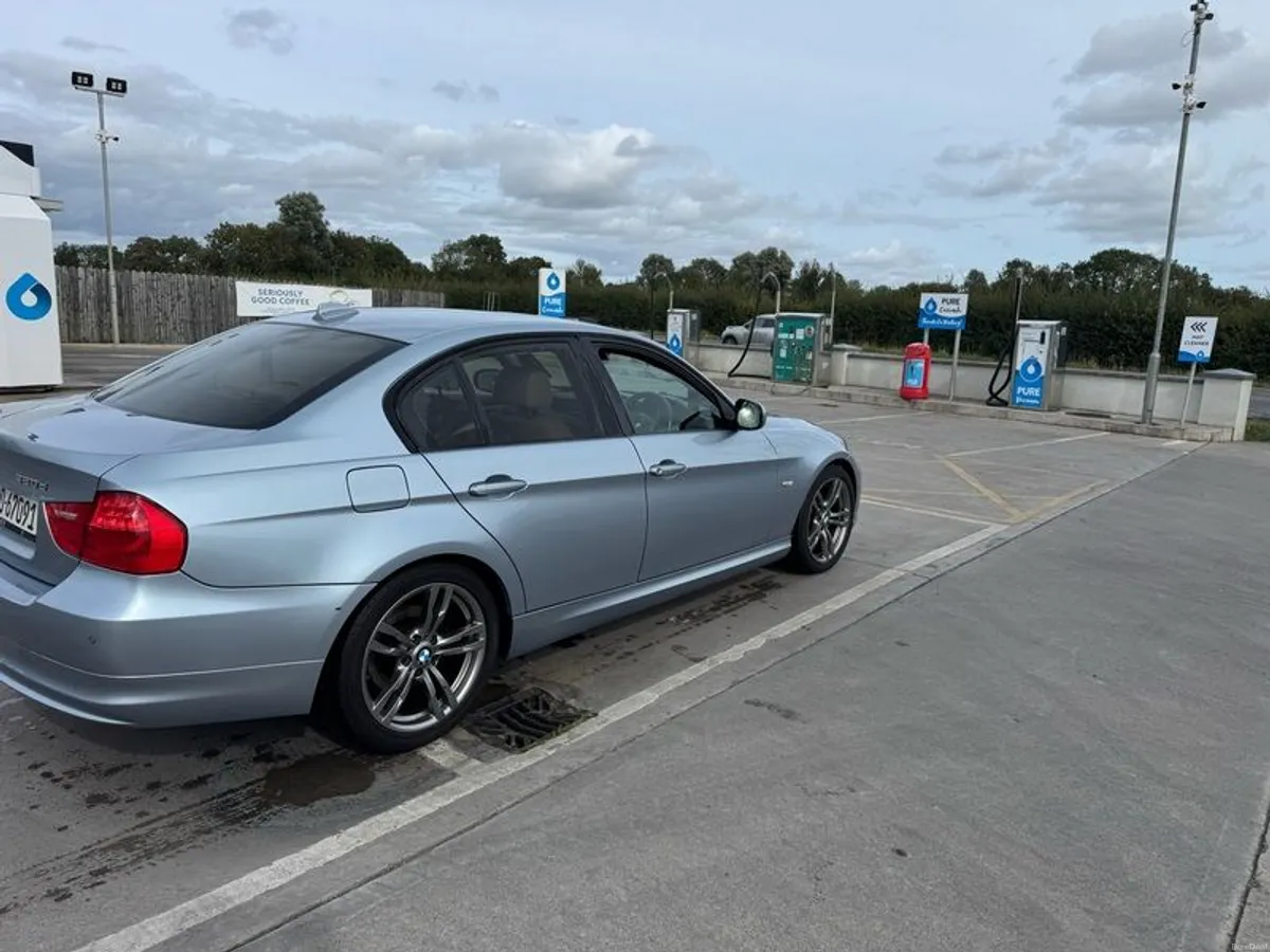 2008 Bmw 320 - Image 5