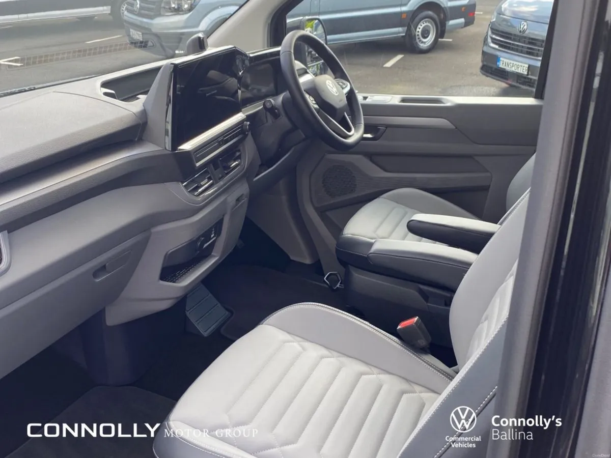Volkswagen Caravelle Style LWB PHEV 230bhp A8F - Image 4
