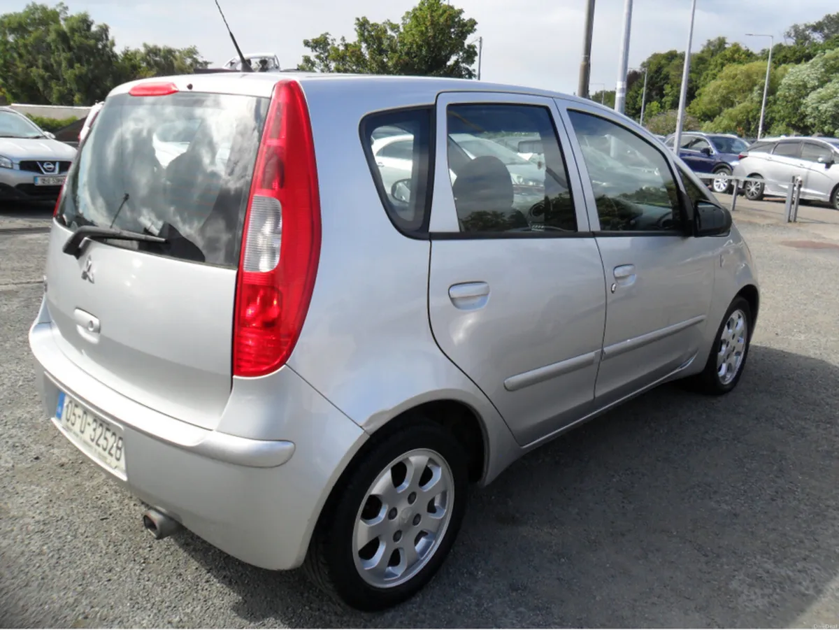Mitsubishi Colt 1.3 INFORM LOOK - Image 5