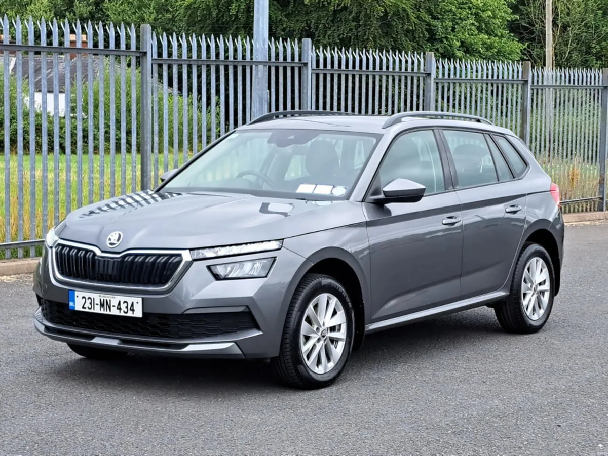 Skoda Kamiq AMBITION 1.0TSI 110BHP **1 OWNER** - Image 4