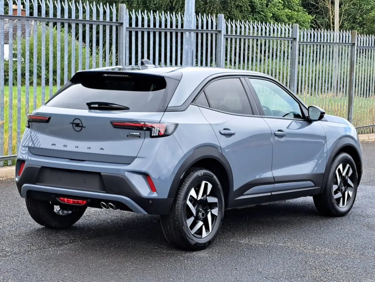 Opel Mokka ELEGANCE 1.2TURBO MILD HYBRID 136BHP AU - Image 4