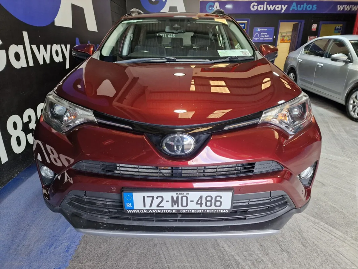 Toyota RAV4 2.0 D-4D **REVERSING CAMERA, FULLY SER - Image 3