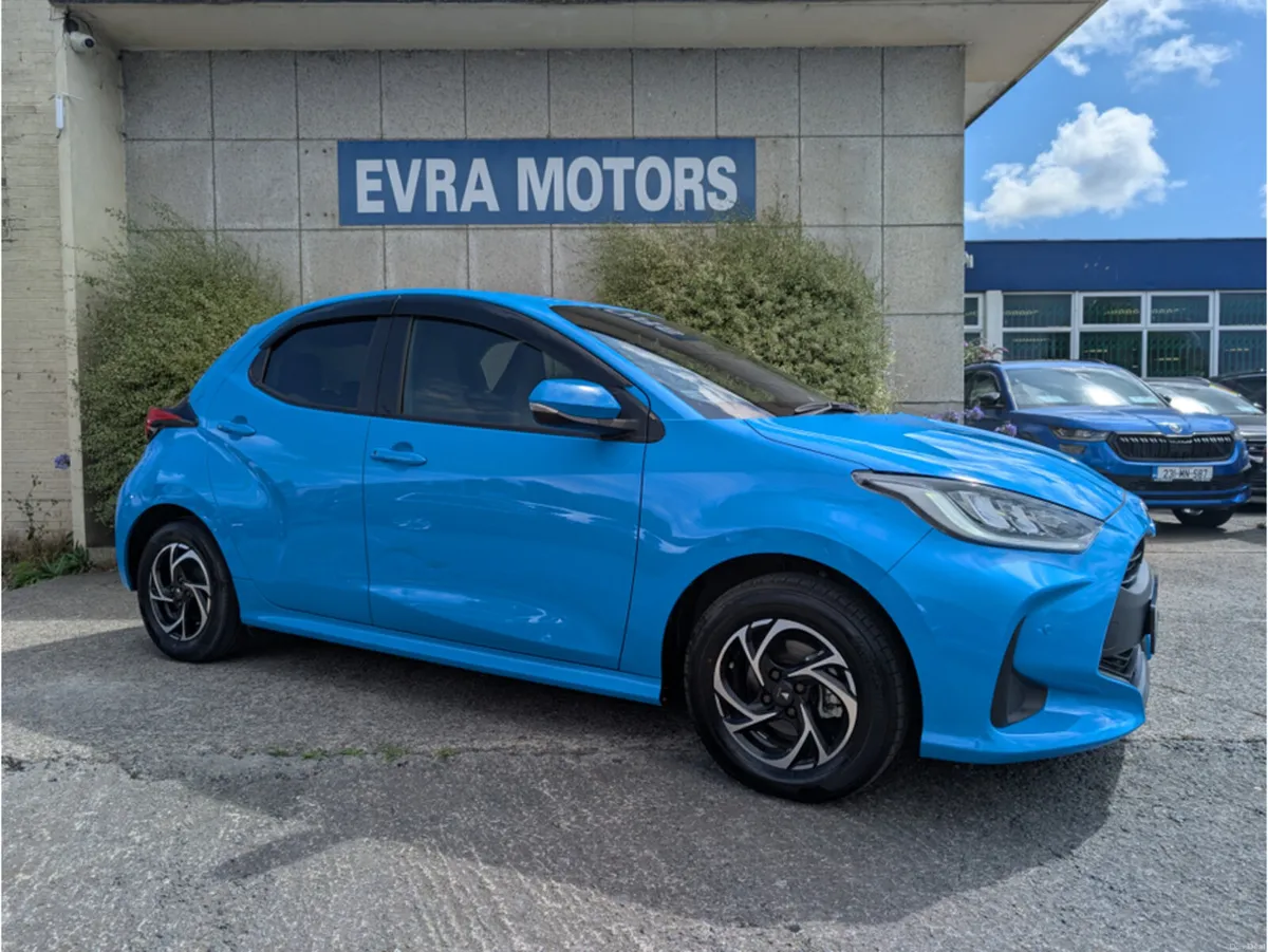 Toyota Yaris G HYBRID AUTOMATIC 1.5 PETROL //LOW M - Image 3