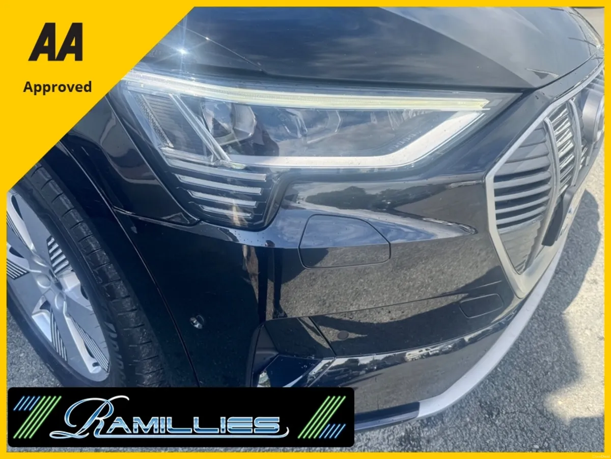 Audi e-tron 55 300KW Q ADVANCE, Huge Spec, 12 Mont - Image 6