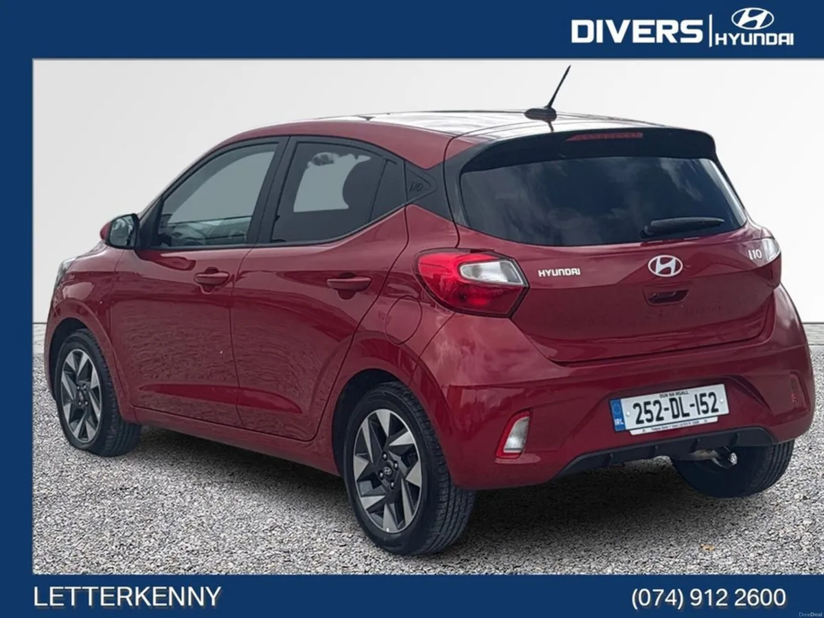 Hyundai i10 Deluxe Plus - Image 2