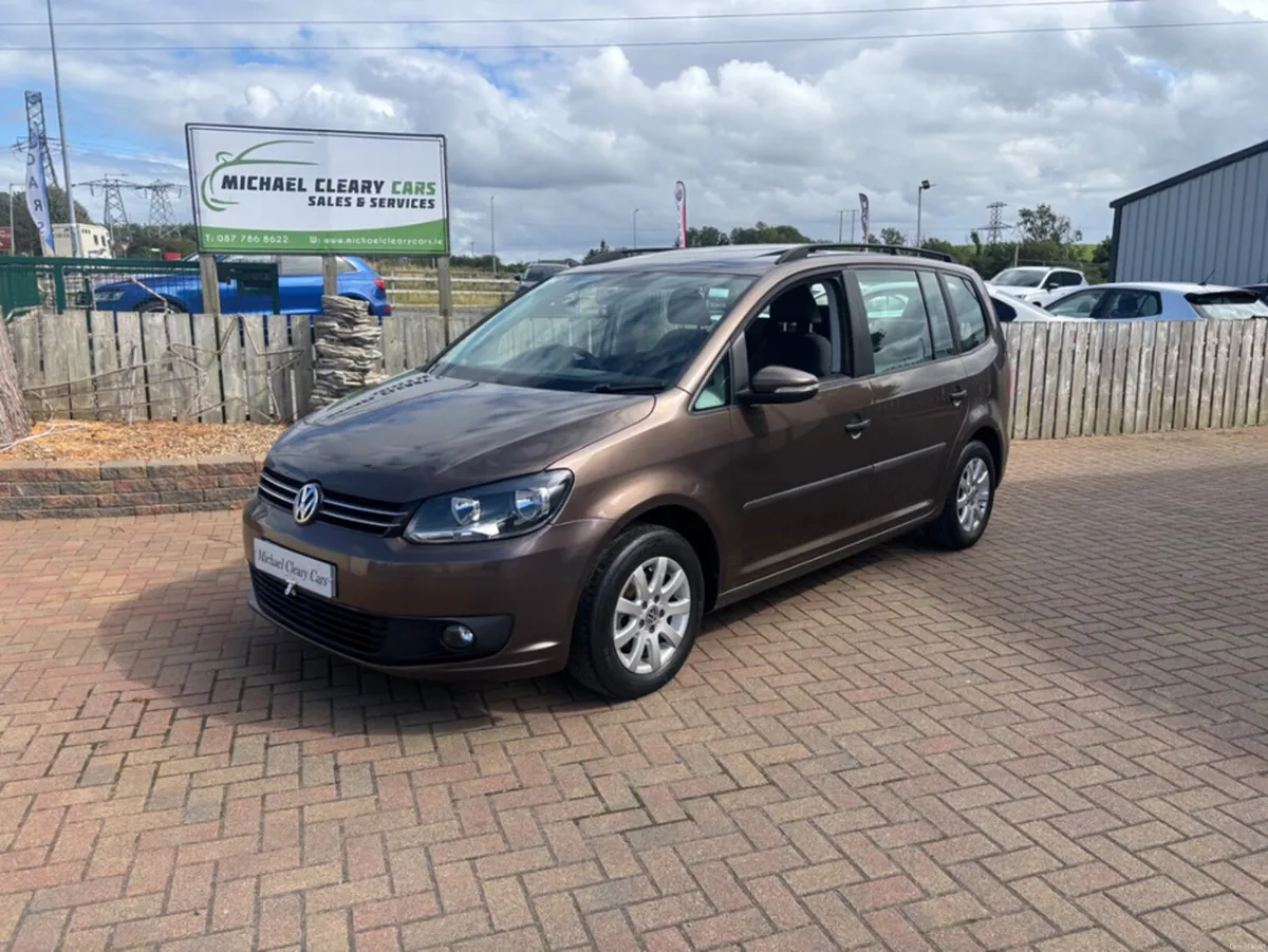 Volkswagen Touran TRENDLINE BLUEMOTION 1.6 TDI DSG - Image 1
