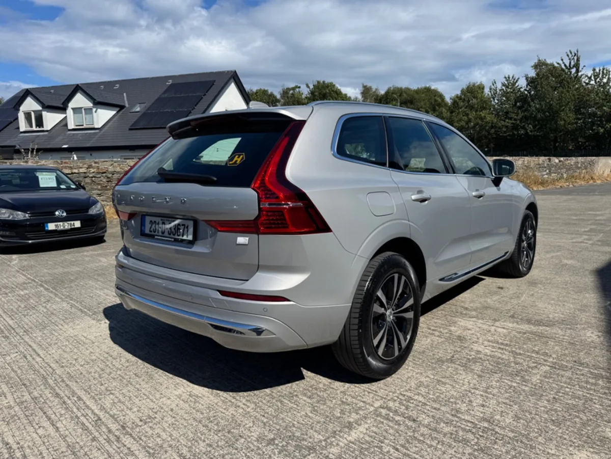 Volvo XC60 T6 PHEV CORE AWD 5DR AUTO - Image 3