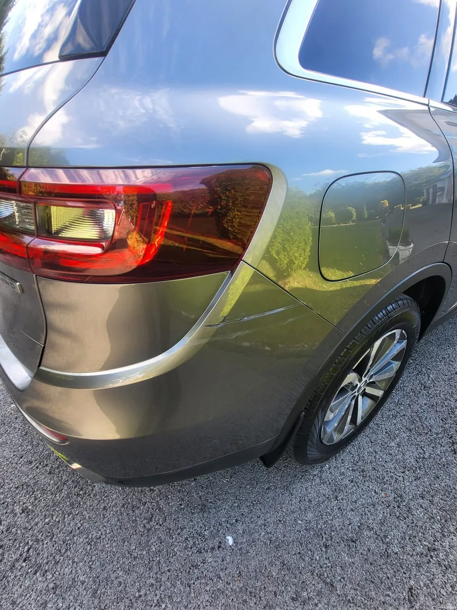 Car - Image 5