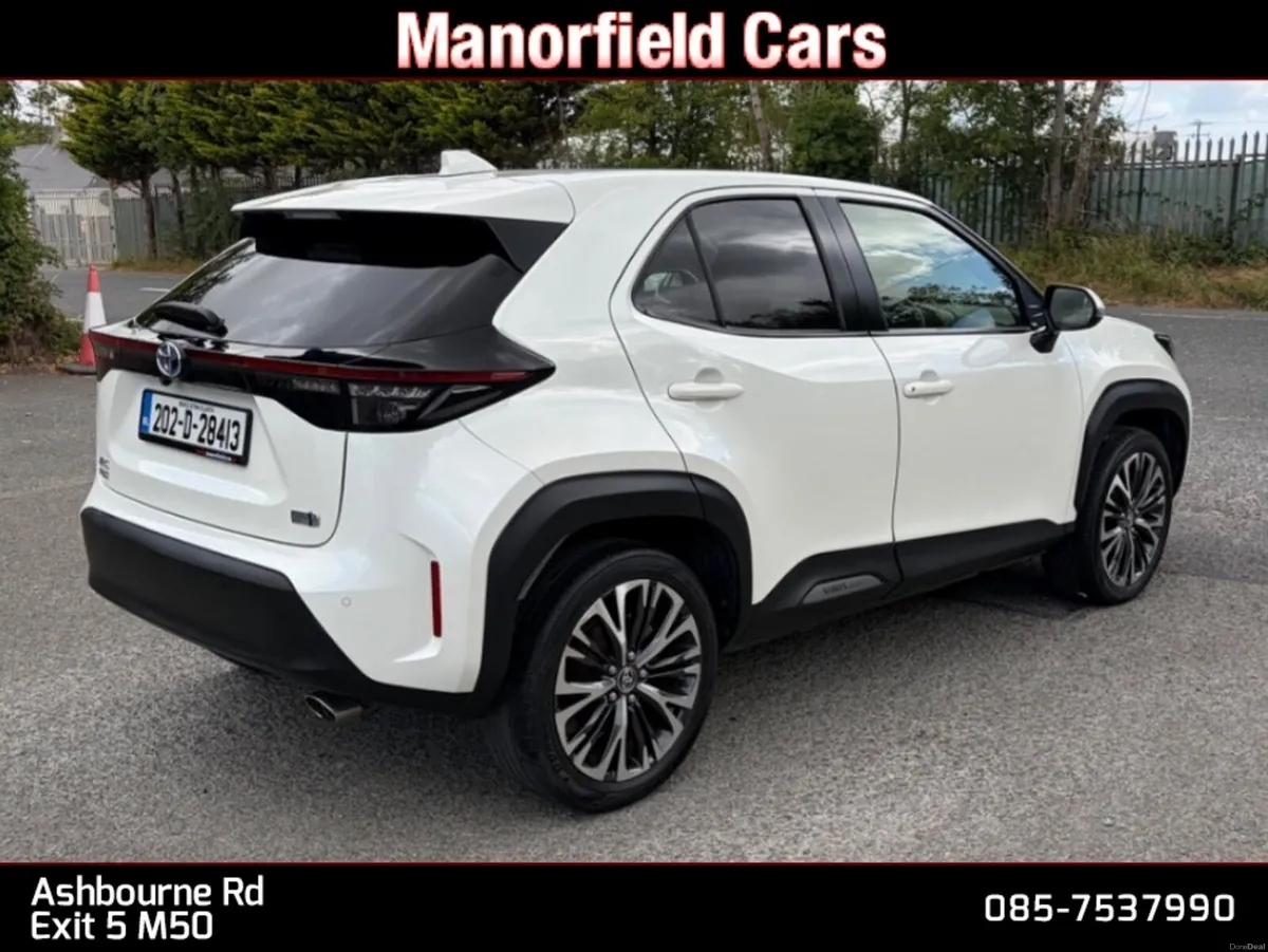 2020 Toyota Yaris Cross 1.5 Petrol Hybrid Auto - Image 4