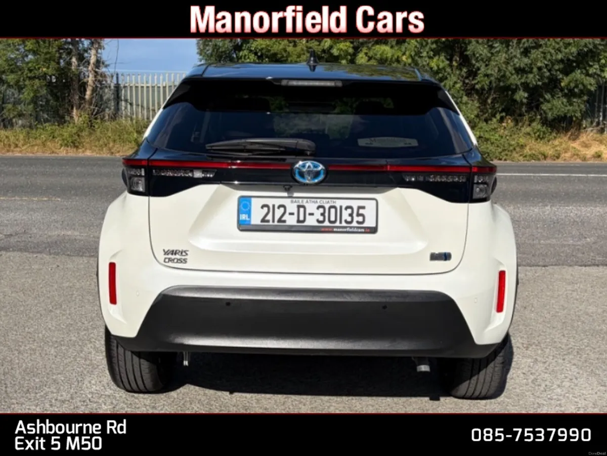 2021 212 Toyota Yaris Cross Hybrid Auto SUV - Image 5