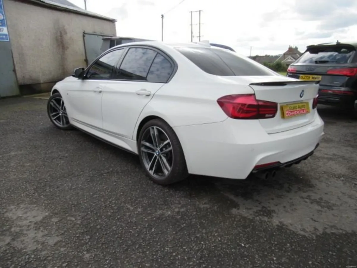 3.0 335d M Sport Shadow Edition Saloon 4dr Diesel - Image 2