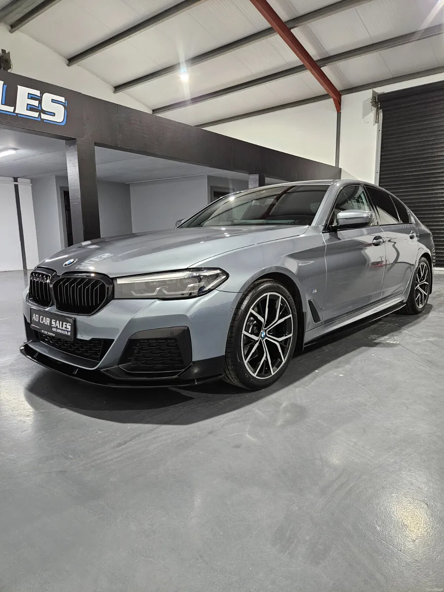 2022 BMW 520d m-sport Preformance - Image 3