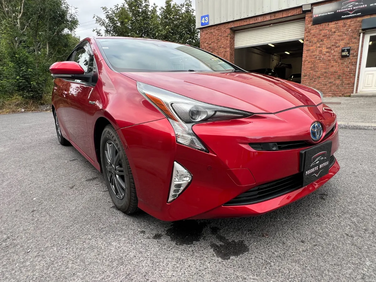 Toyota Prius 1.8L Hybrid 2017 - Image 5