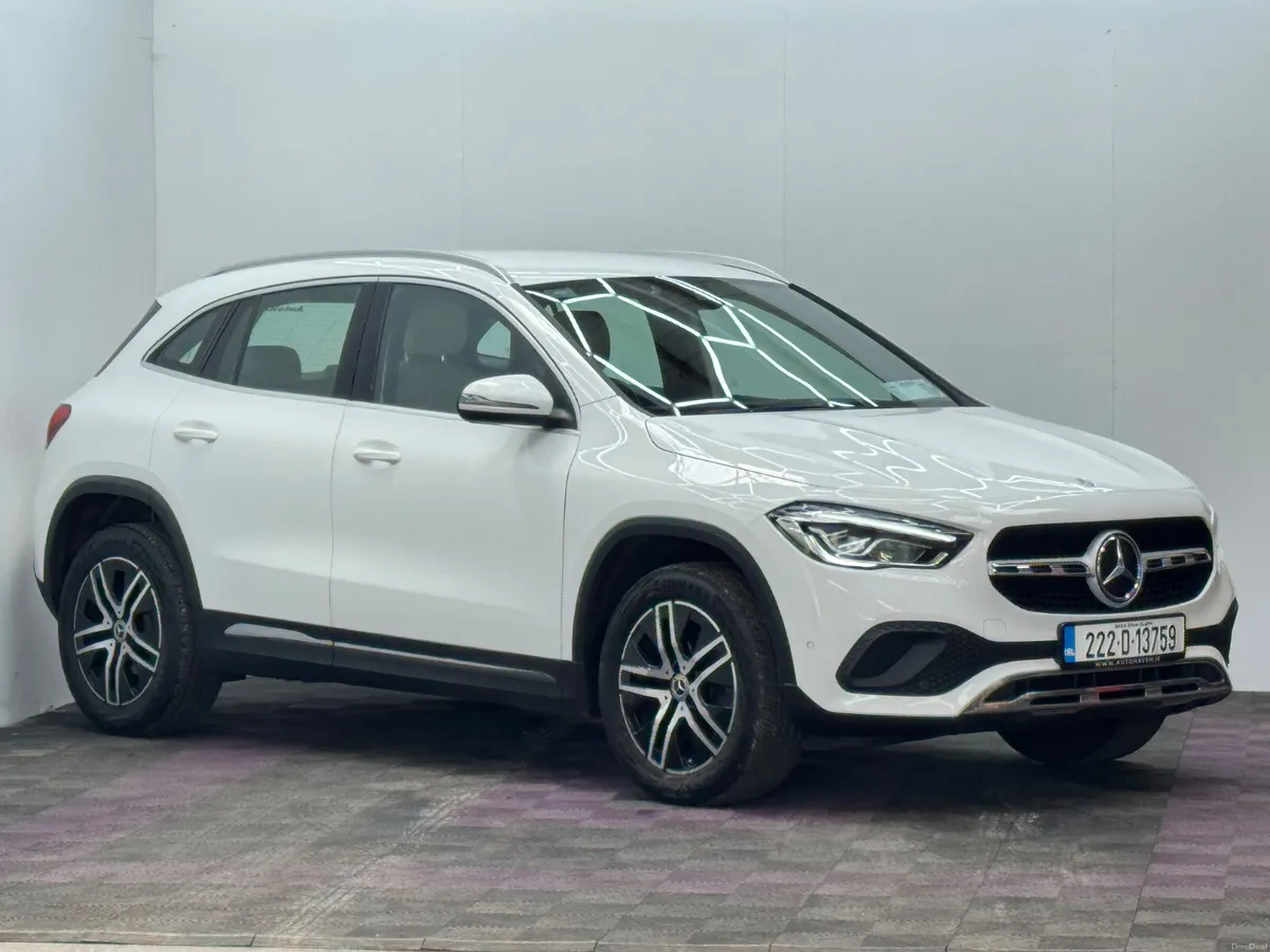 2022 Mercedes-Benz GLA Progressive, Automatic - Image 1