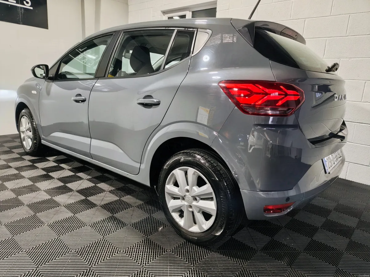 Dacia Sandero 2023 1.0 EXPRESSION SPEC EXTRAS - Image 5