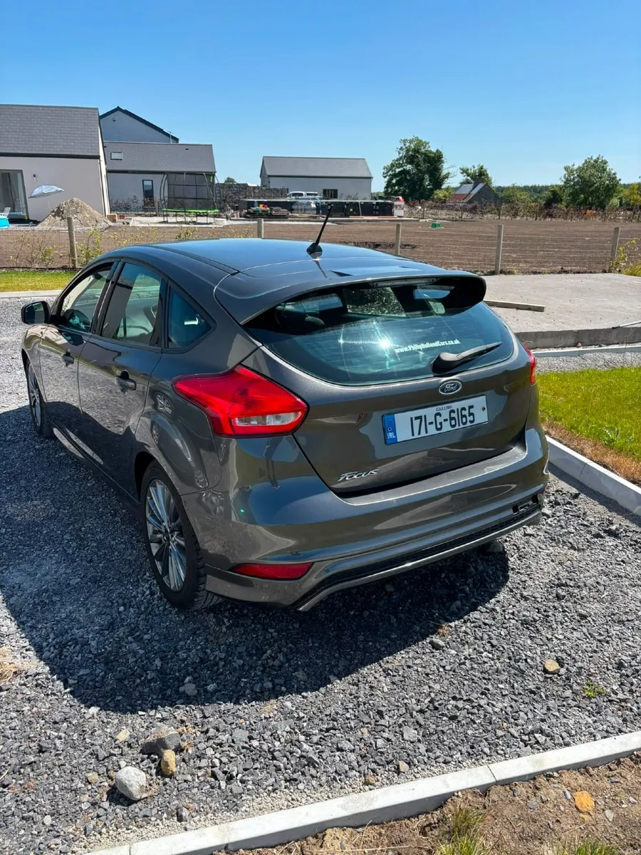 Ford Focus 2017 - Image 6