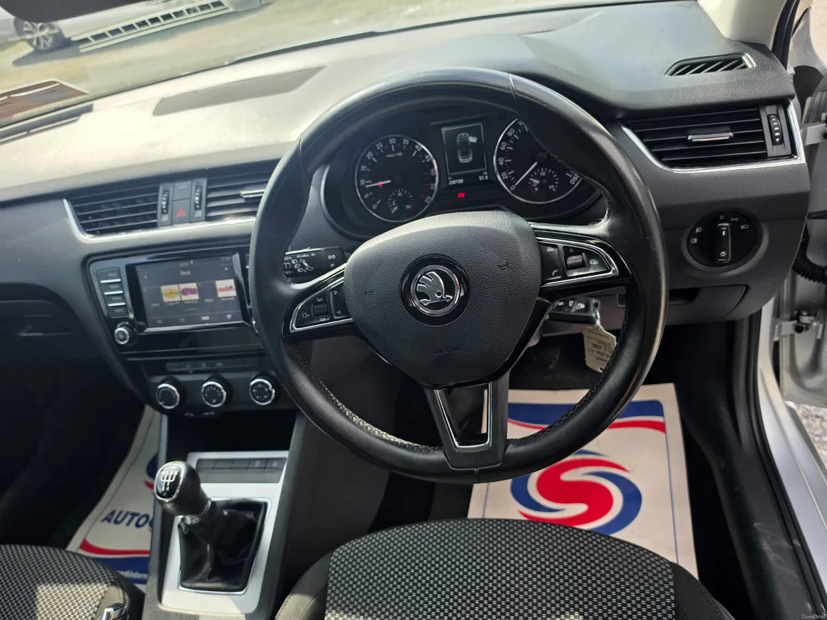 Skoda Octavia 2016 - Image 5