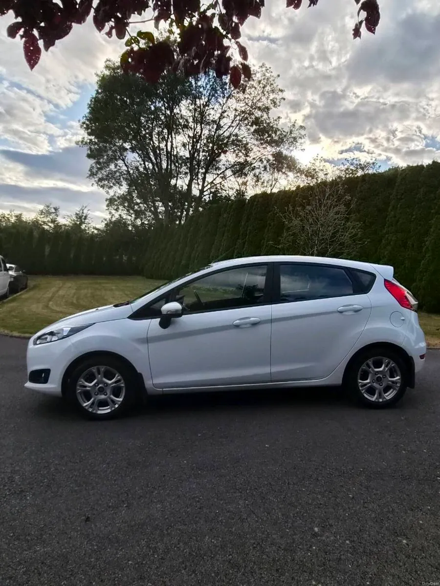 2016 ford fiesta - Image 6