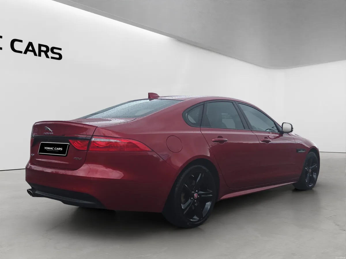 JAGUAR XF R-SPORT 2018 2.0D AUTO - Image 3